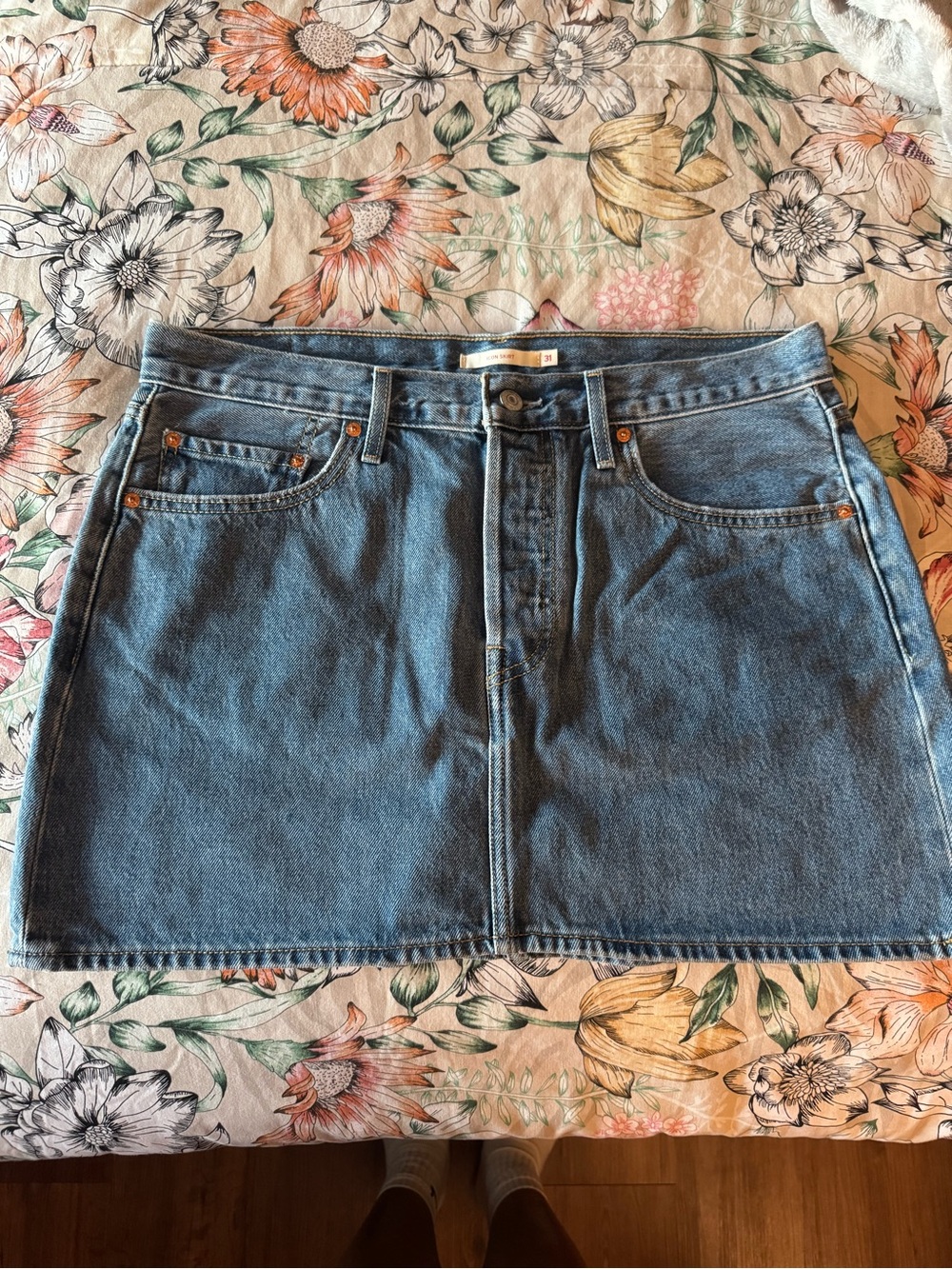 Levi's Classic Blue Denim Mini Skirt